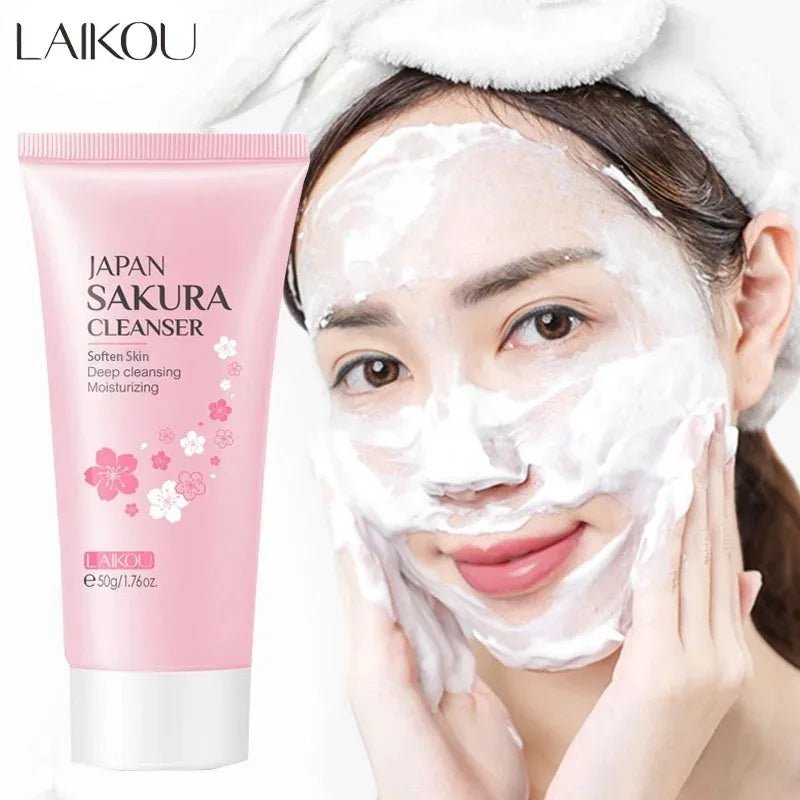 Nettoyant Visage Sakura Éclaircissant - LuxeGlow